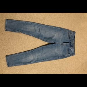 American Eagle Mom Jeans- size 2 short